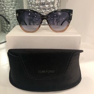 TOM FORD ANOUSHKA CATEYE SUNGLASSES